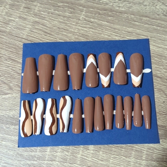 Chocolate Brown Swede Press On Nails - Picture 1 of 1